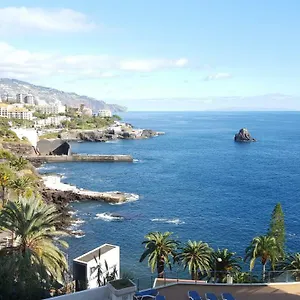 Vista Mar E Piscina Funchal (Madeira)